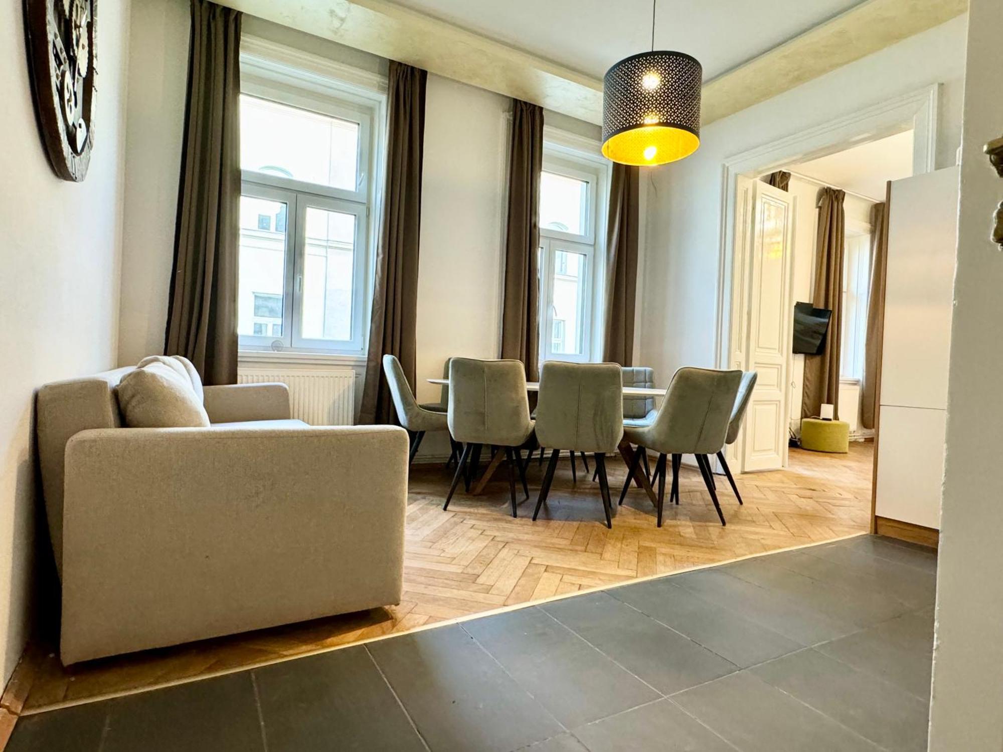 Premium Apartment Located At The Famous Vienna Kutschkermarkt Dış mekan fotoğraf